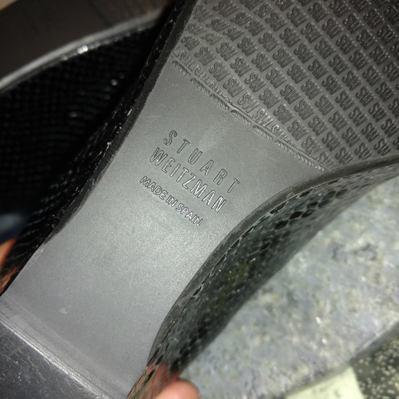 Stuart Weitzman Black Snake Embossed Patent Leather Low Wedge Loafer 6.5 - Picture 7 of 8